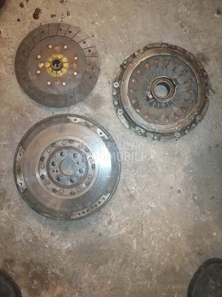 plivajuci zamajac za Alfa Romeo 156 od 2003. do 2006. god.