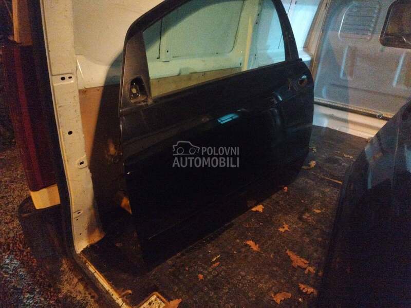 Crna prednja vrata W 169 3V za Mercedes Benz A 140, A 150, A 160 ...