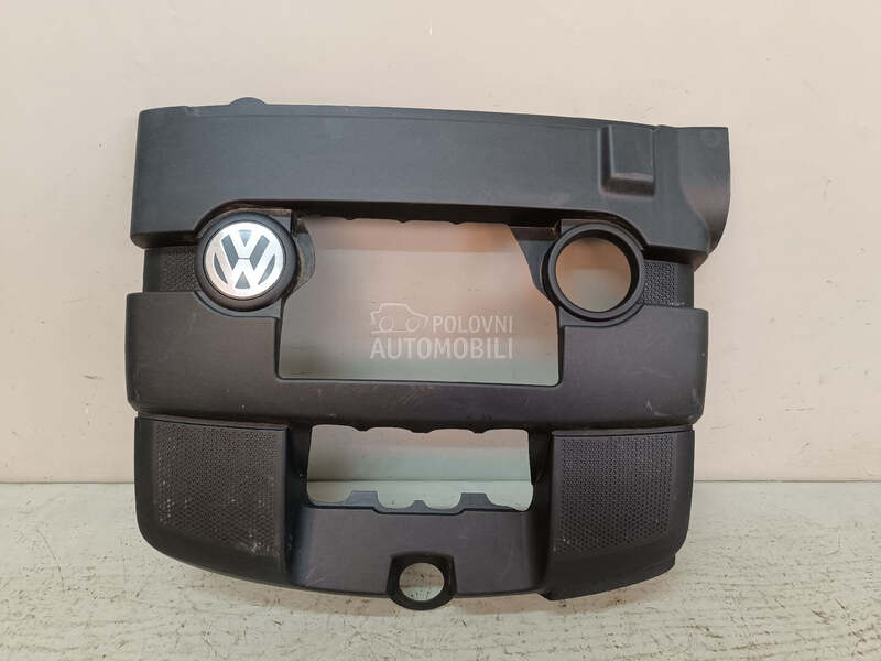 POKLOPAC MOTORA za Volkswagen Golf 6