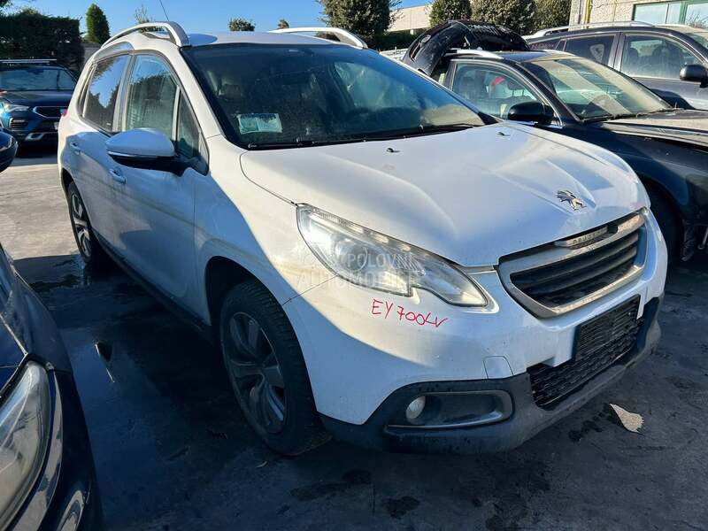Levi i desni far za Peugeot 2008 od 2013. do 2016. god.
