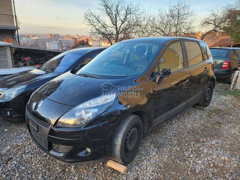 Renault Scenic 2012. god. -  kompletan auto u delovima