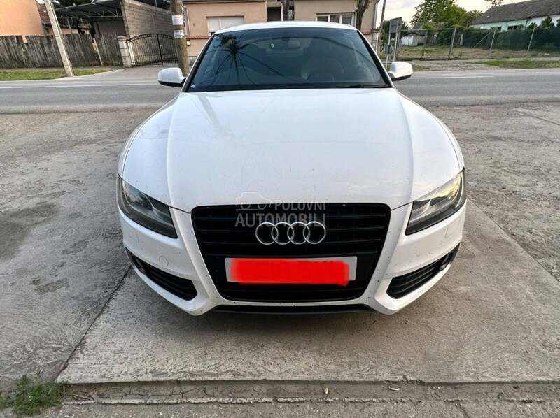 Delovi za Audi A5