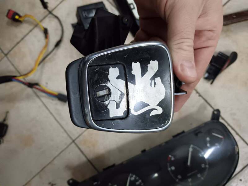Brava gepeka za Peugeot 406