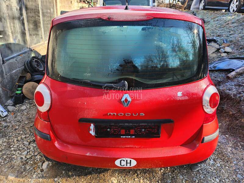 zadnji branik za Renault Modus od 2004. do 2009. god.
