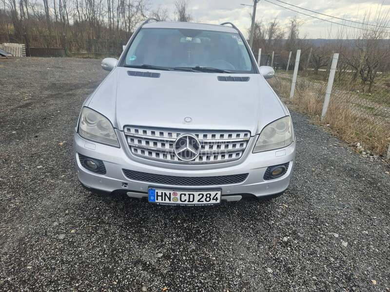 Mercedes Benz ML 320 ML 320 2006. god. -  kompletan auto u delovima