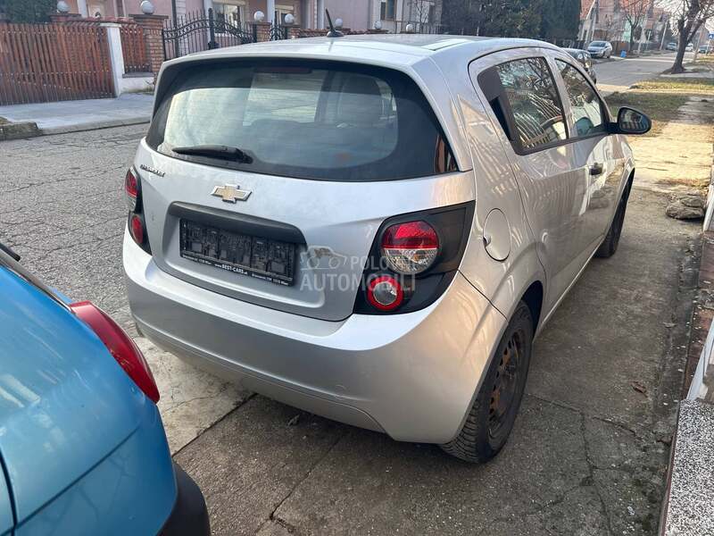 Chevrolet Aveo 1,3 mjtd 2012. god. -  kompletan auto u delovima