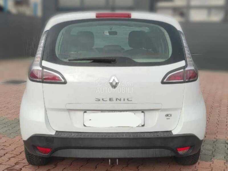 Vrata gepeka bela za Renault Scenic od 2013. do 2016. god.