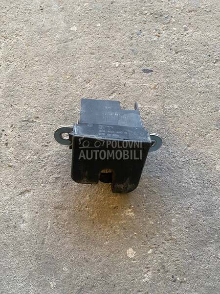 Brava gepek vrata karavan za Volkswagen Passat B6 od 2005. do 2010. god.