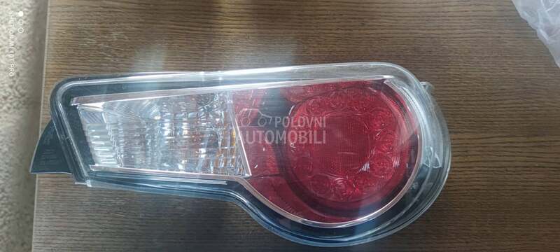 desna stop lampa za Toyota GT86 od 2012. do 2024. god.