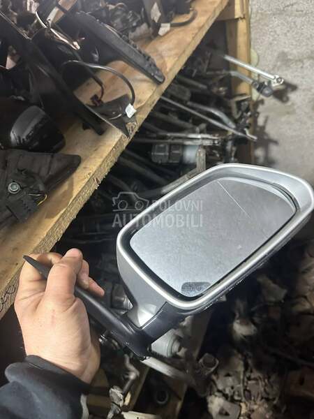 Retrovizor za Volkswagen Touran od 2002. do 2009. god.