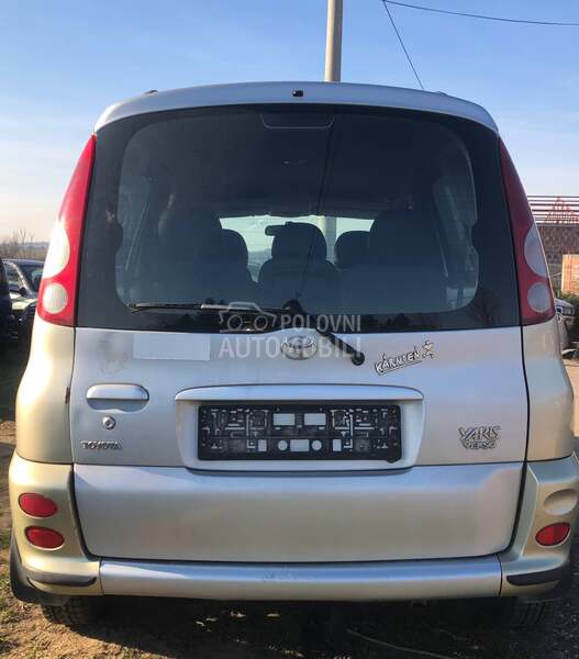 Krovni nosac za Toyota Yaris Verso od 1999. do 2005. god.