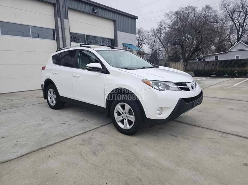 Toyota RAV 4 2014. god. -  kompletan auto u delovima