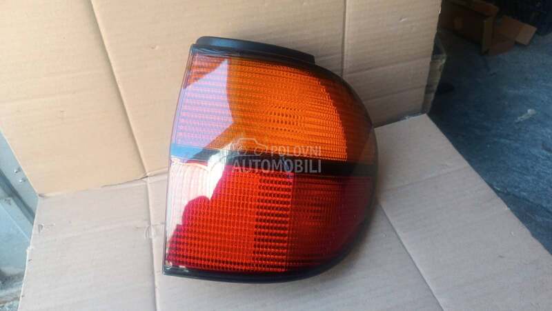 Desna spoljna štop lampa za Volkswagen Sharan od 1995. do 1998. god.