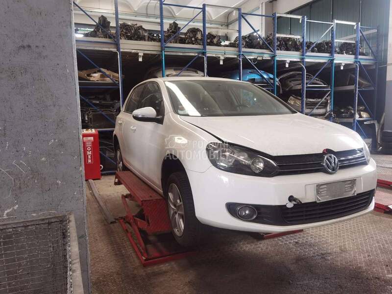 Desno krilo za Volkswagen Golf 6 od 2008. do 2013. god.