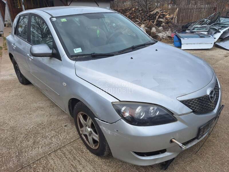 Mazda 3 -  kompletan auto u delovima