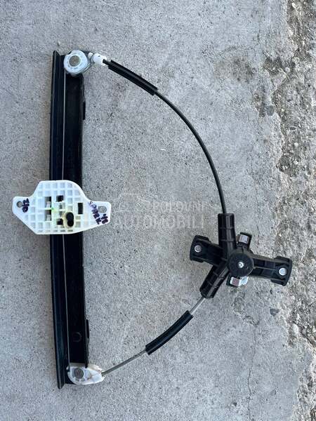 Podizac stakla zadnji desni za Chevrolet Spark od 2010. do 2020. god.