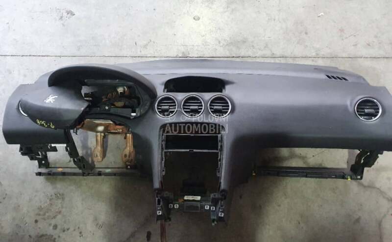 Instrument tabla airbag za Peugeot 308 od 2007. do 2013. god.