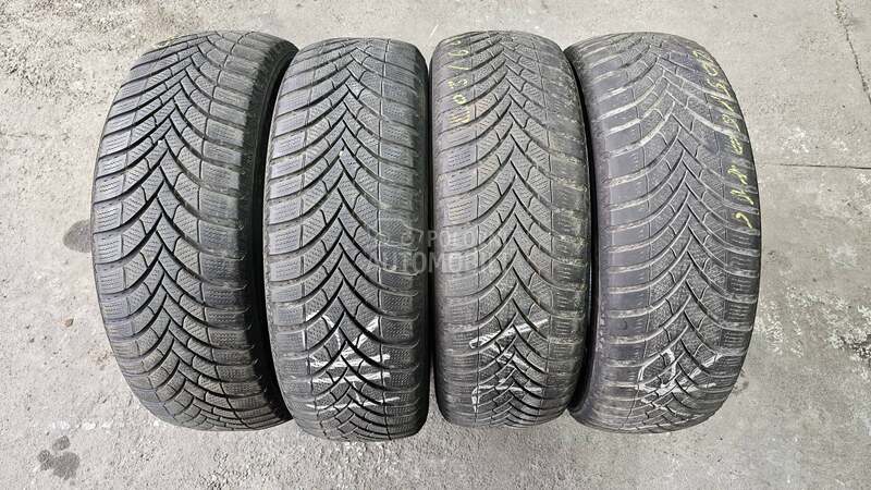 Semperit 205/60 R16 Zimska