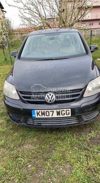 prednji branik za Volkswagen Golf Plus od 2004. do 2009. god.