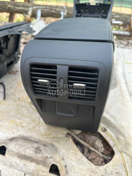 Naslon za ruku za Volkswagen Passat B6, Passat CC, Passat B7 ... od 2004. do 2015. god.