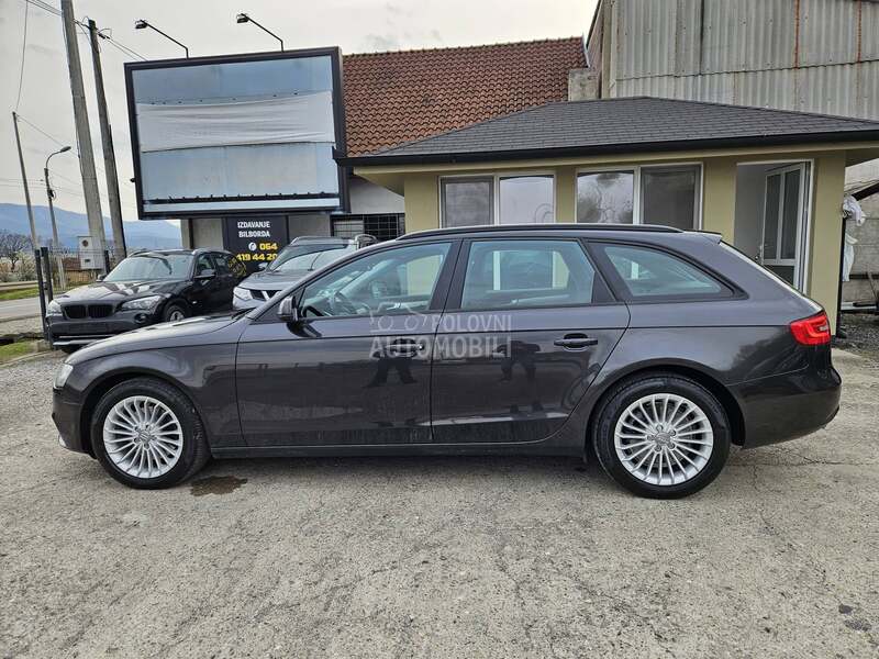 Audi A4 2012 photo 3