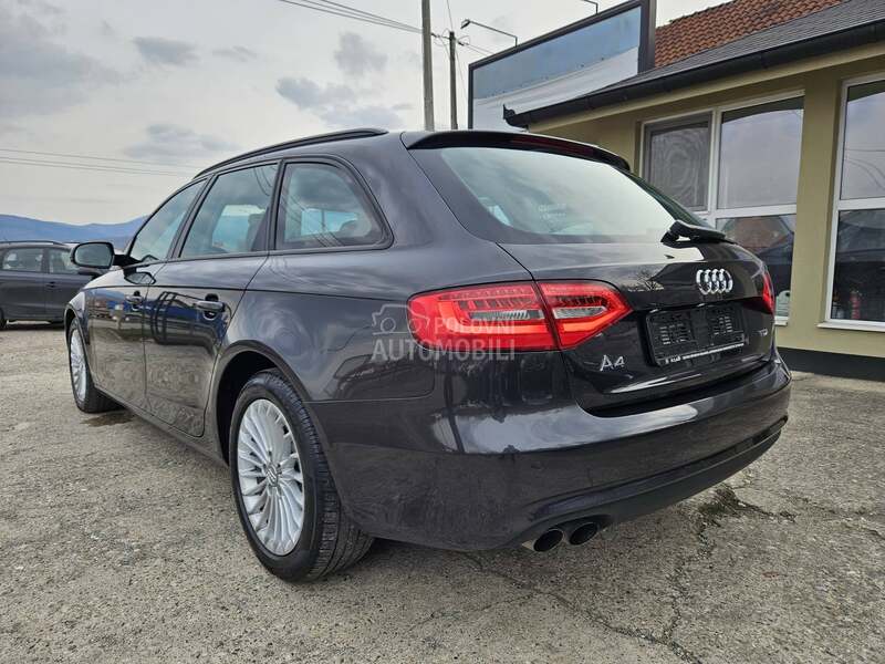 Audi A4 2012 photo 4
