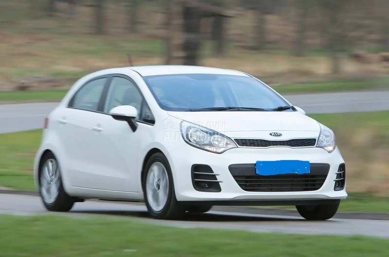 Branik restailing za Kia Rio od 2011. do 2017. god.