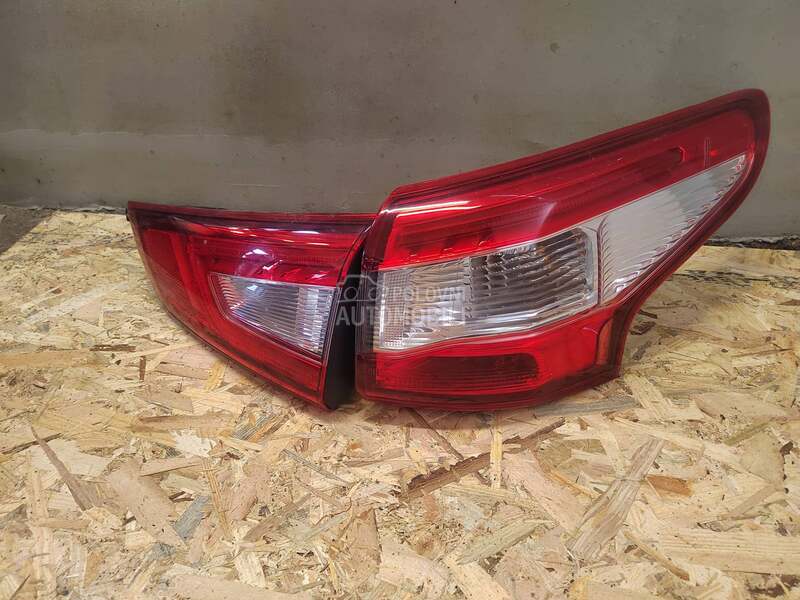 desna stop lamapa za Nissan Qashqai od 2014. do 2020. god.
