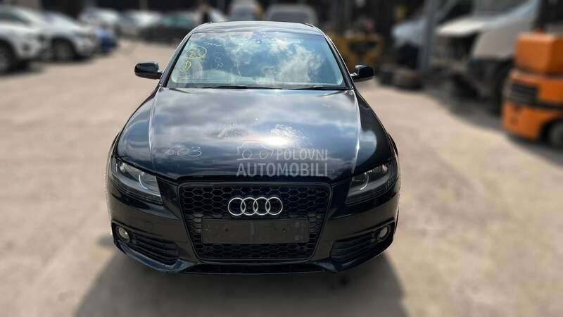 Audi A4 2.0 2010. god. -  kompletan auto u delovima