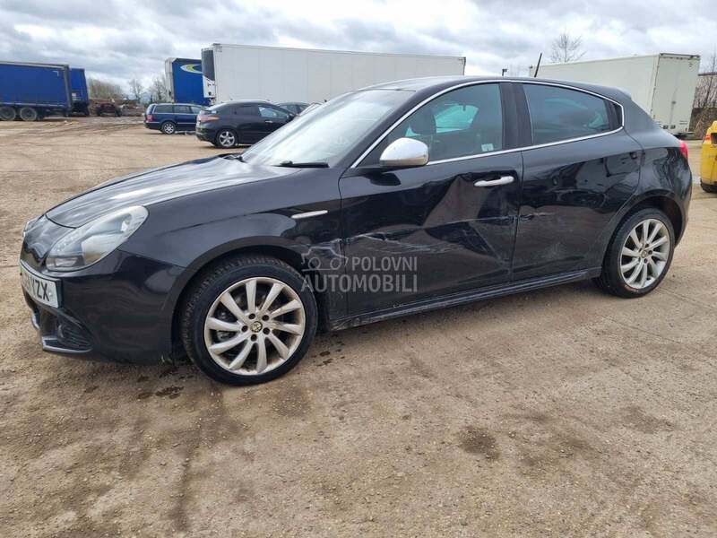 Prednje levo staklo za Alfa Romeo Giulietta