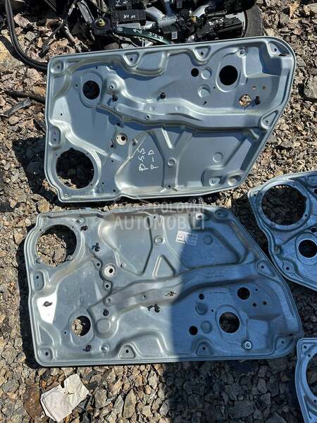 Podizaci stakala za Volkswagen Passat B5.5, Passat B5 od 1997. do 2005. god.