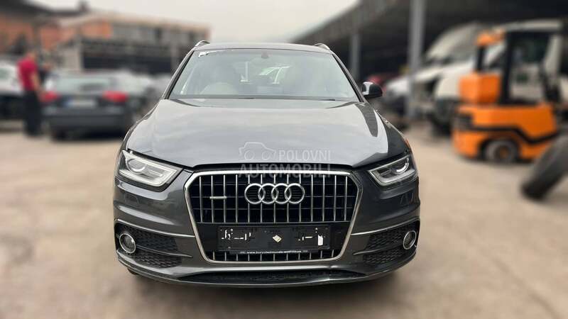 Audi Q3 CFFB 2013. god. -  kompletan auto u delovima