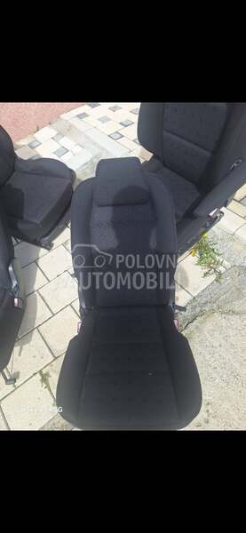 Sedista 7 l 8 za Peugeot 307 od 2001. do 2009. god.