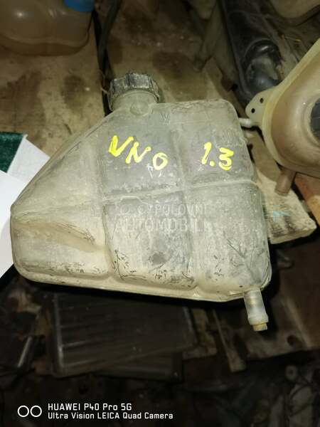posuda za vodu za Fiat Uno