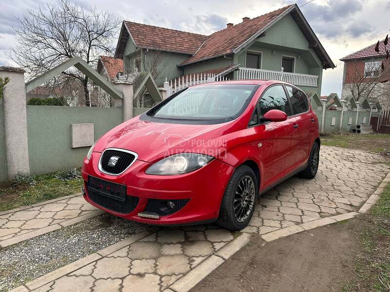 Seat Altea -  kompletan auto u delovima