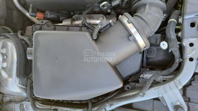 Kuciste filtera vazduha za Opel Insignia od 2017. do 2022. god.