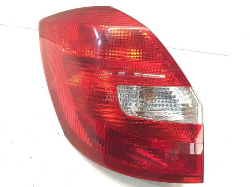 Stop svetlo levo hečbek za Škoda Fabia od 2007. do 2014. god.