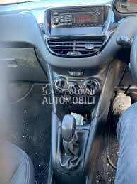 konzola klime za Peugeot 208 od 2012. do 2016. god.