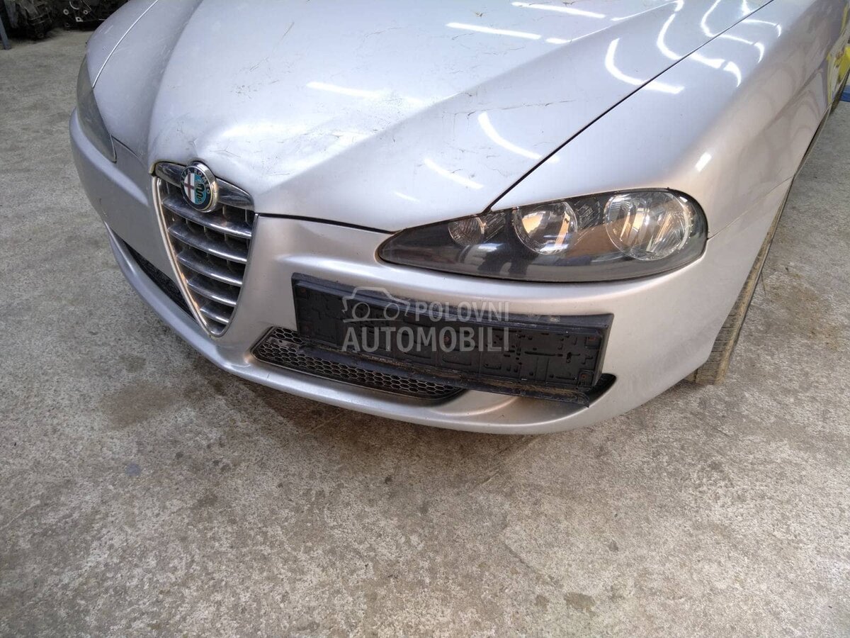 Levo krilo za Alfa Romeo 147