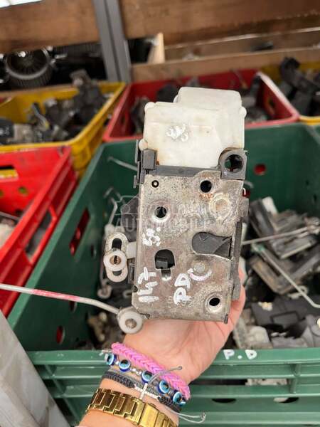 Brava u vratima elektronska za Alfa Romeo 147