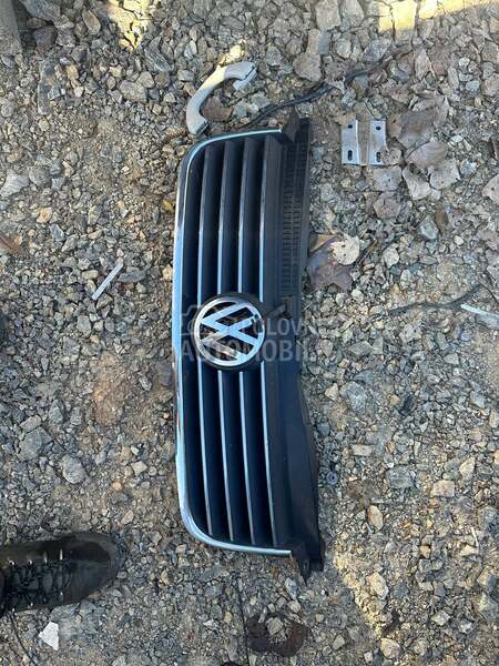 Maska za Volkswagen Passat B5, Passat B5.5 od 1998. do 2005. god.