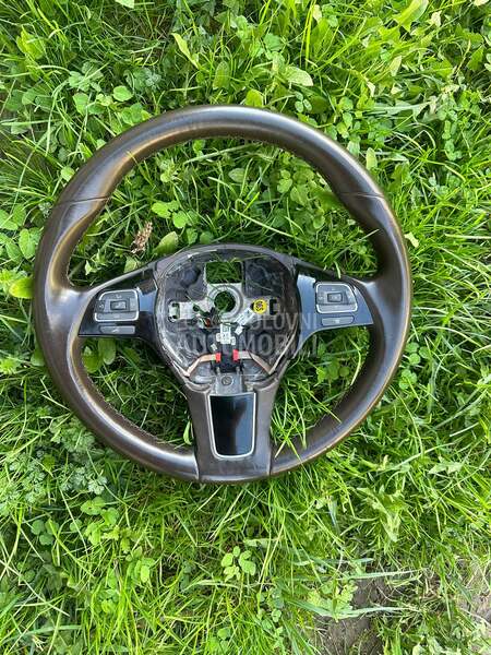 Volan za Volkswagen Touareg od 2010. do 2015. god.