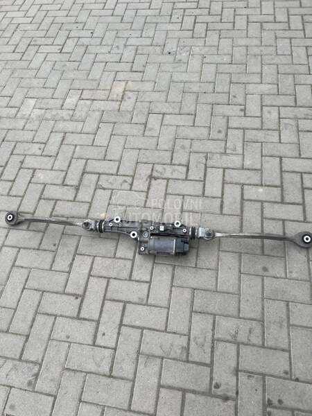 Zadnja  letva 4N0 501 055 K za Audi A6, A8, Q7 ...