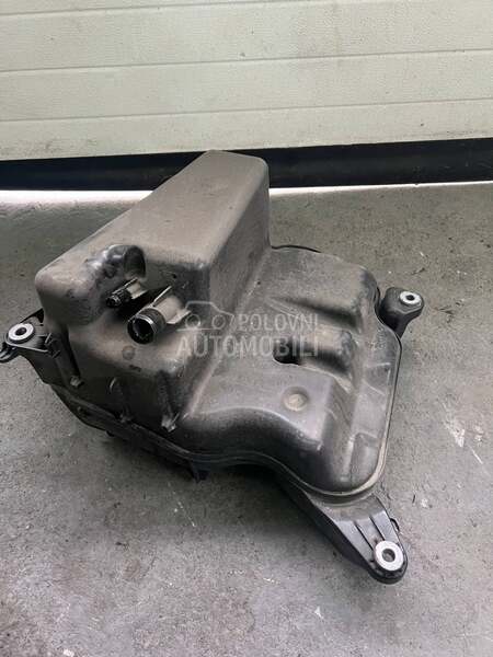 Ad blu pumpa 80A 131 969 N za Audi A6, Q5
