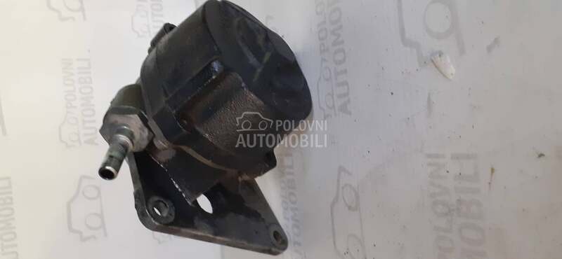 vakum pumpa za Peugeot 206, 306 od 1996. do 2002. god.