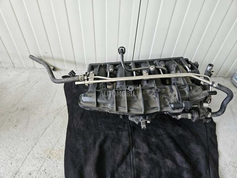 Usisna grana 2.0 TFSI za Volkswagen Golf 5, Passat B6 od 2004. do 2009. god.
