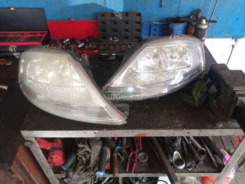 farovi za Citroen C3