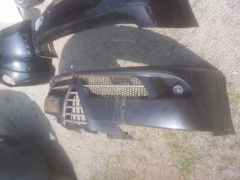 branik za Alfa Romeo 147