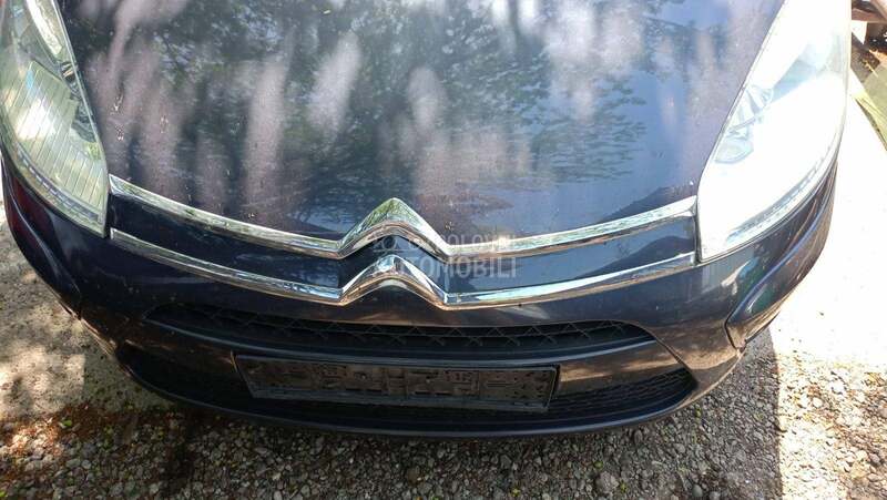 Branik za Citroen C4 Grand Picasso, C4 Picasso od 2011. do 2013. god.