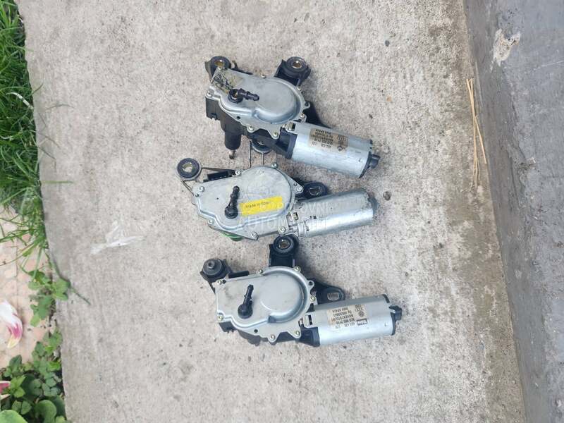 motor zadnjeg brisaca za Volkswagen Golf 4, Golf 5, Passat B5 ... od 2001. do 2008. god.